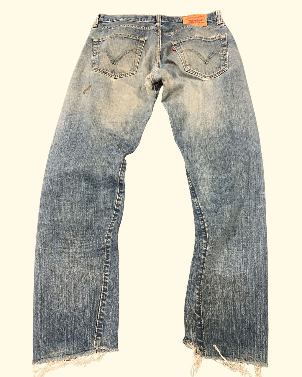 Y2K Levi's 501 Distressed Medium Blue Denim W32 L32