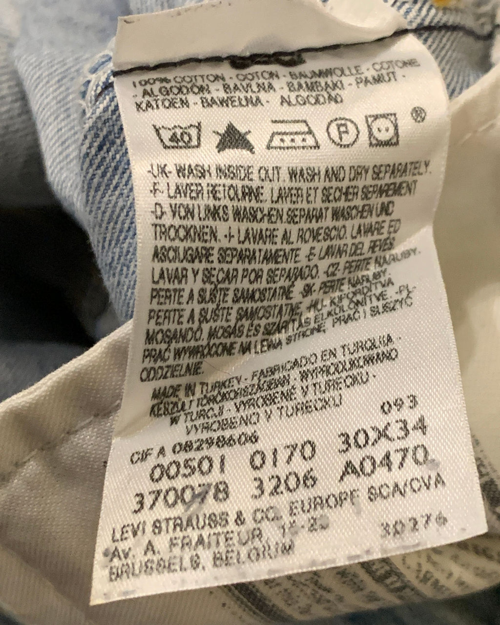 Y2K Levi's 501 Distressed Light Blue Denim W30 L34