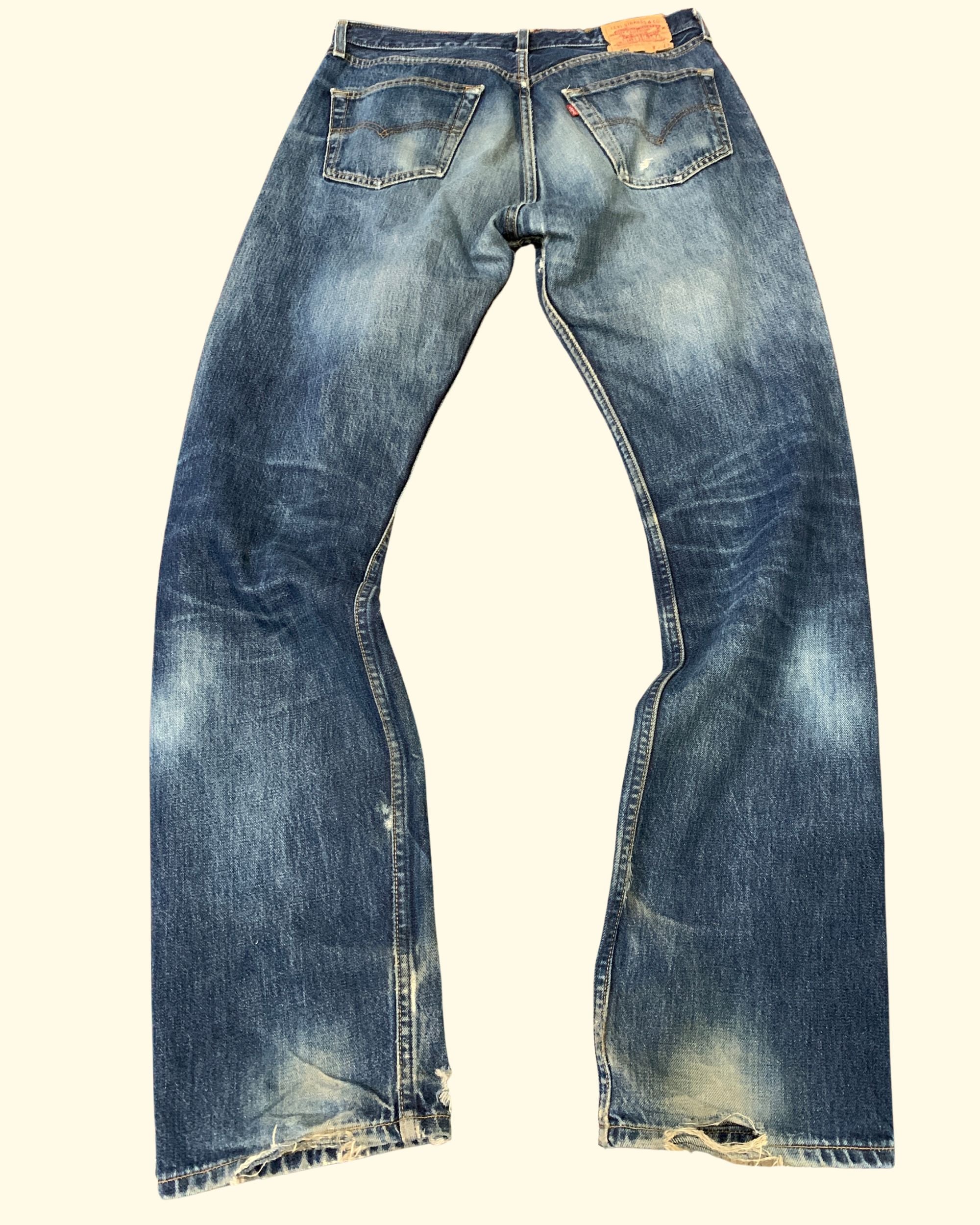 Vintage Levi's 501 Jeans W34 L36 Distressed Dark Wash Y2K