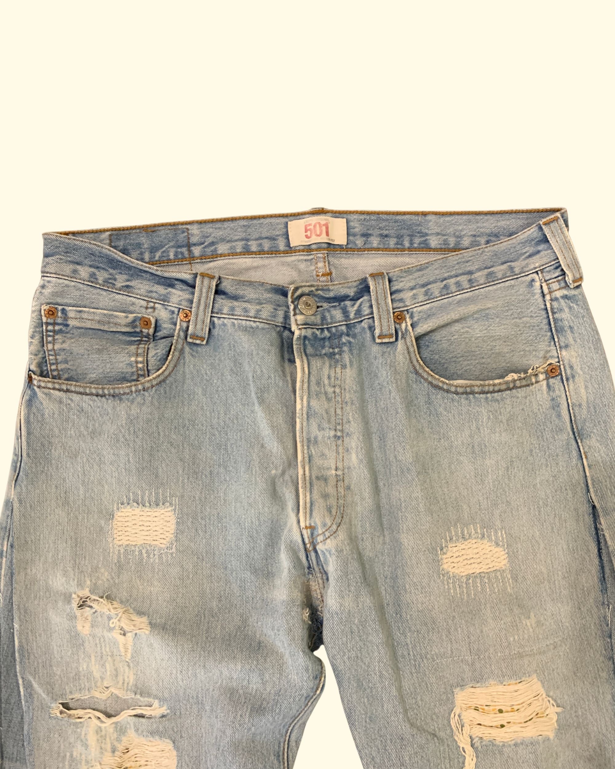 Vintage Levi's 501 Reworked Distressed Jeans W34 L34