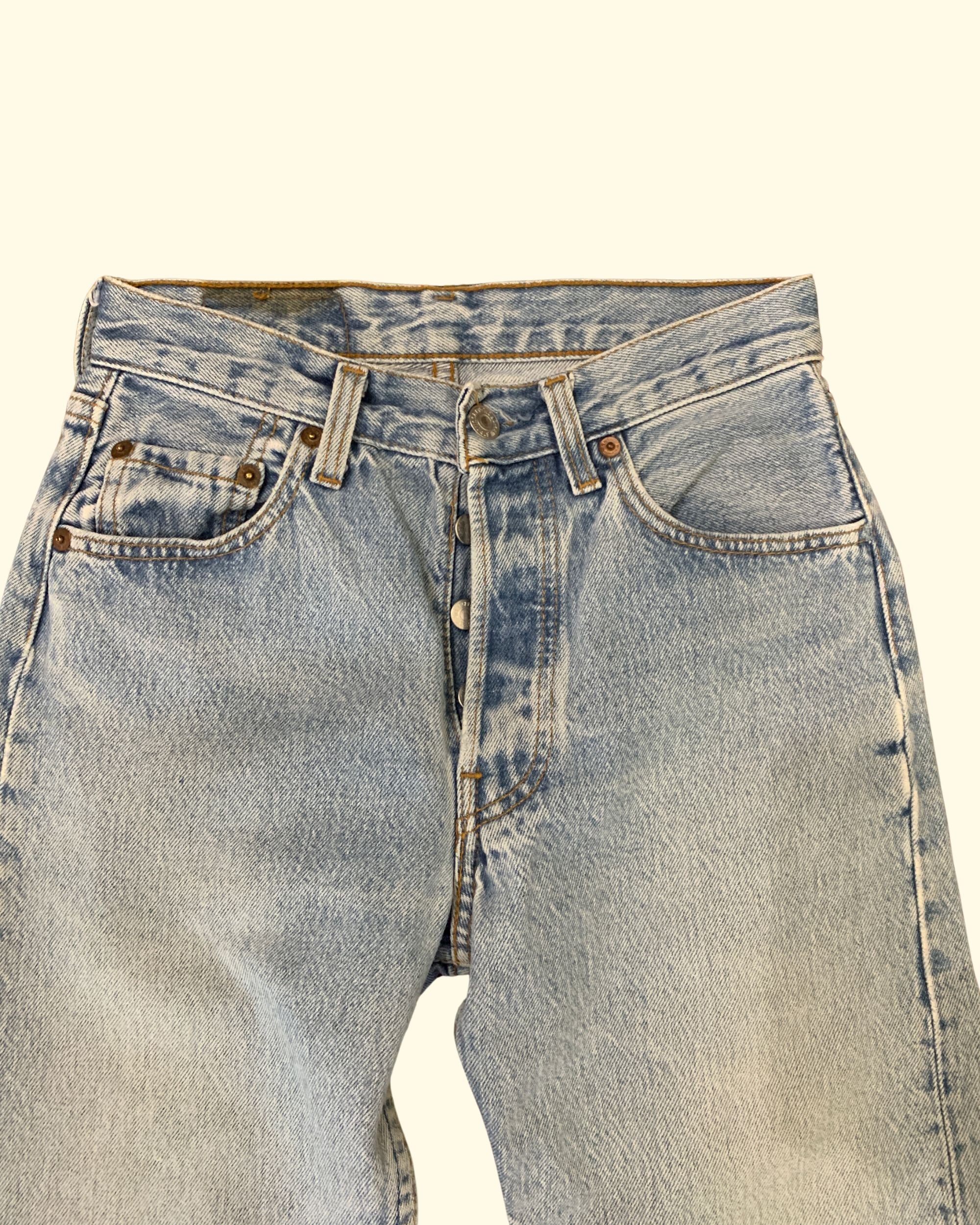 Vintage Levi's 501 USA Jeans W26 L34 Light Wash 90s Made in USA