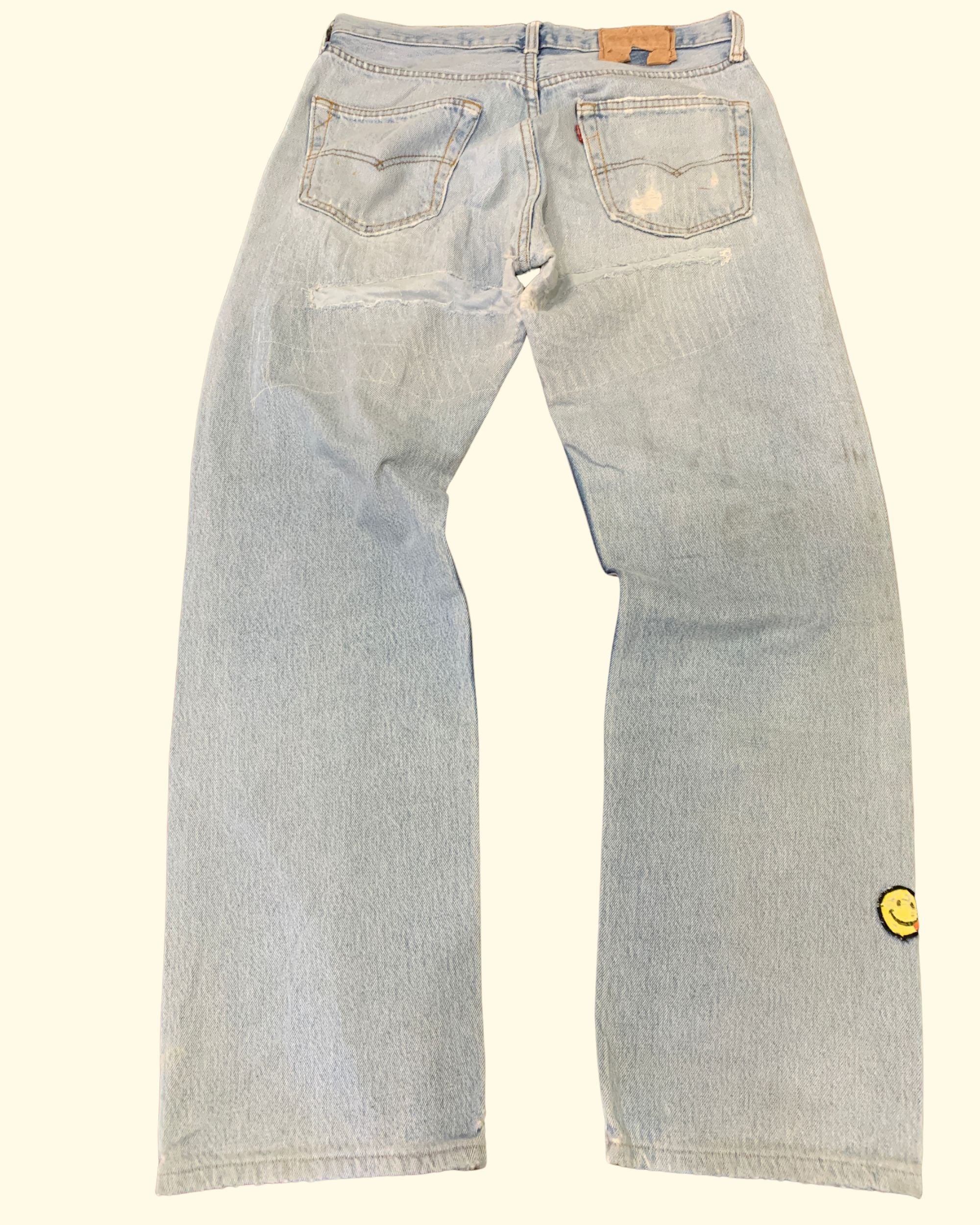 Vintage Levi's 501 USA Jeans W33 L36 Light Wash Distressed 90s Made in USA