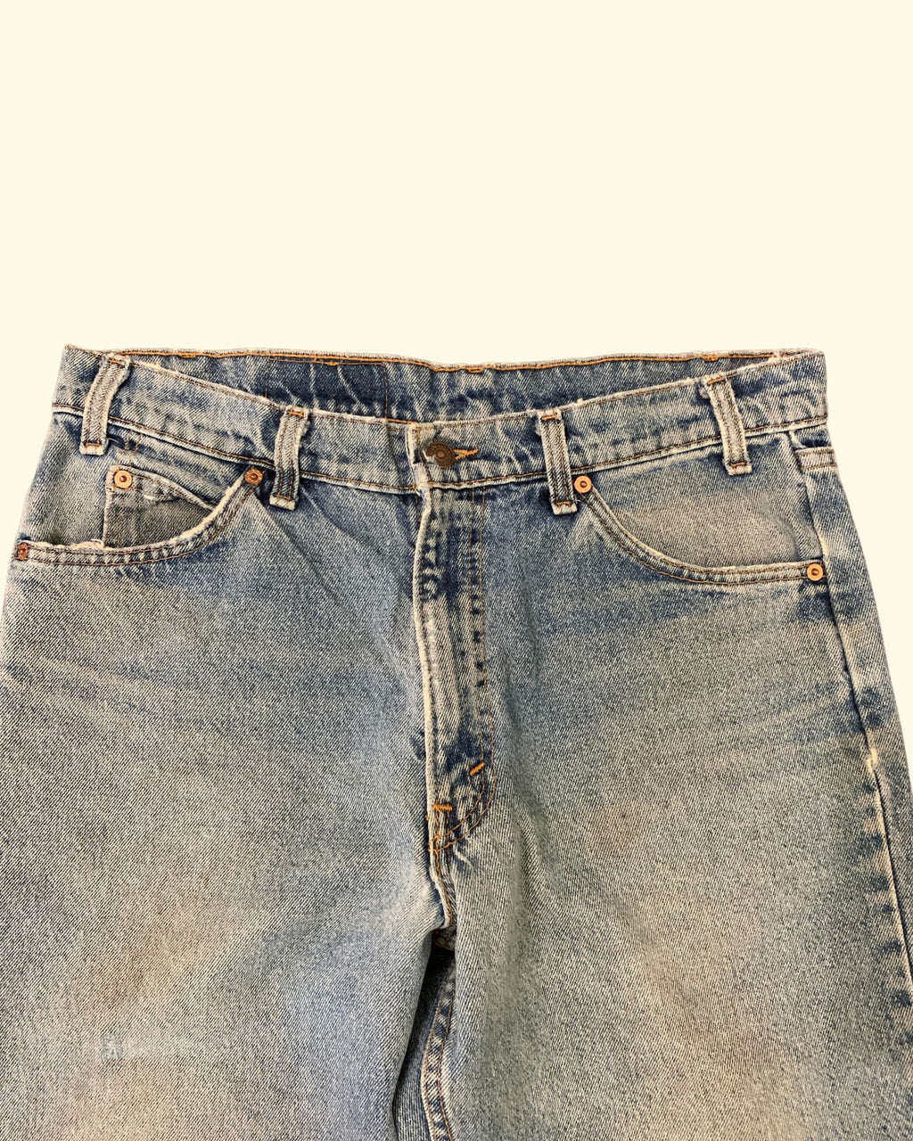 Vintage Levi's 550 Relaxed Fit Jeans Made in USA W34 L30 Light Wash